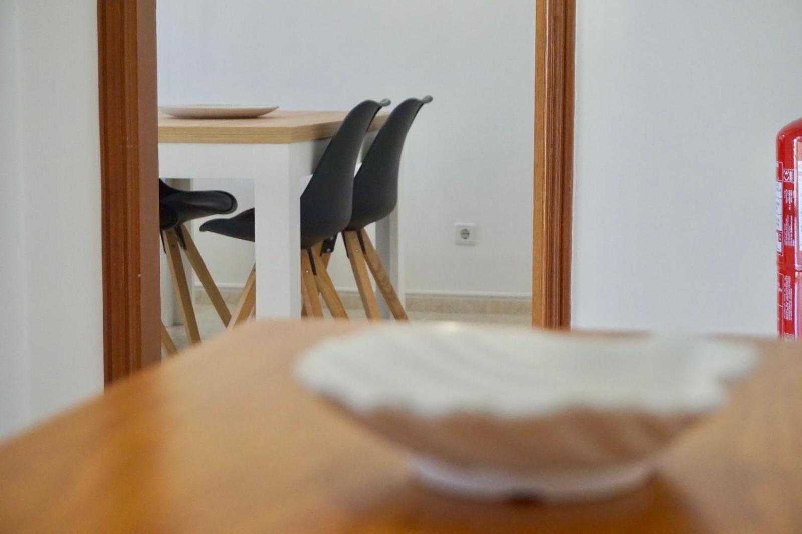 Apartamento Cozy Alvor Retreat - Sunset Balcony, Wi-Fi & Ac Exterior foto